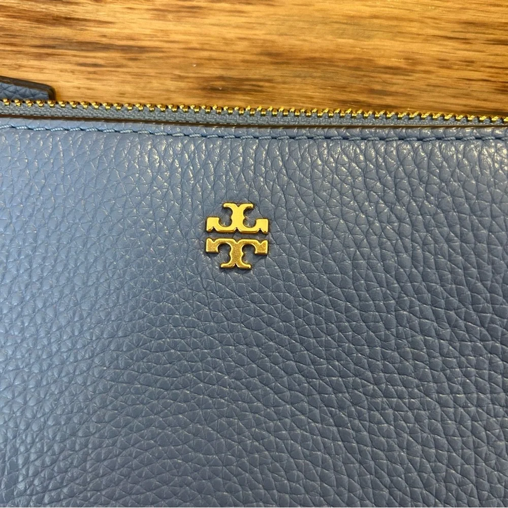 Tory Burch Crossbody - Picture 2 of 11